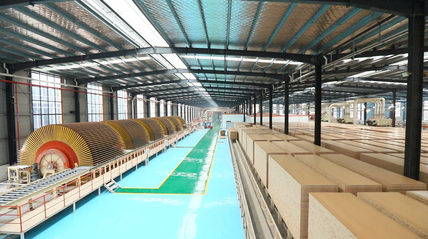 自有工人团队施工场景
